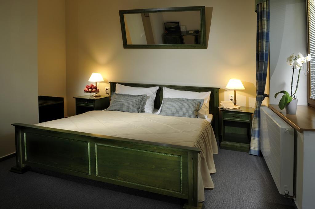 Hotel Pod Zamkem Velké Meziříčí Chambre photo