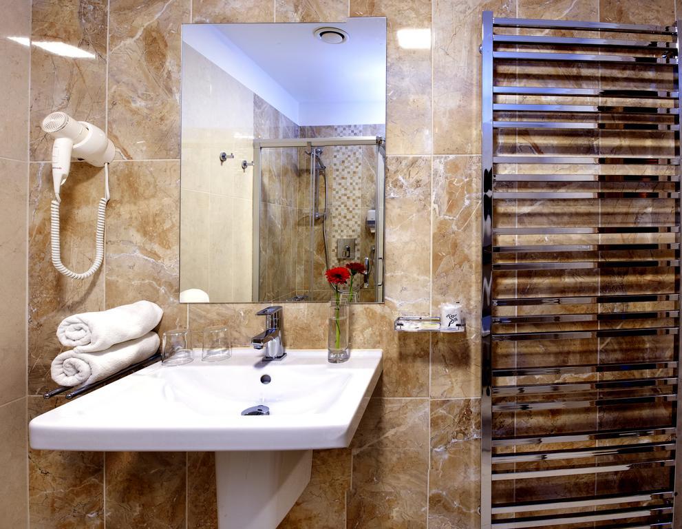 Hotel Pod Zamkem Velké Meziříčí Chambre photo